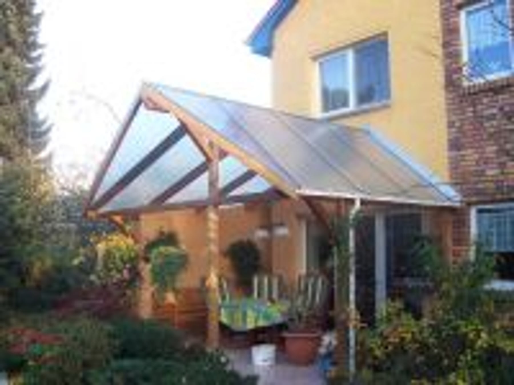 Terrassenüberdachung Wohnhaus Garten