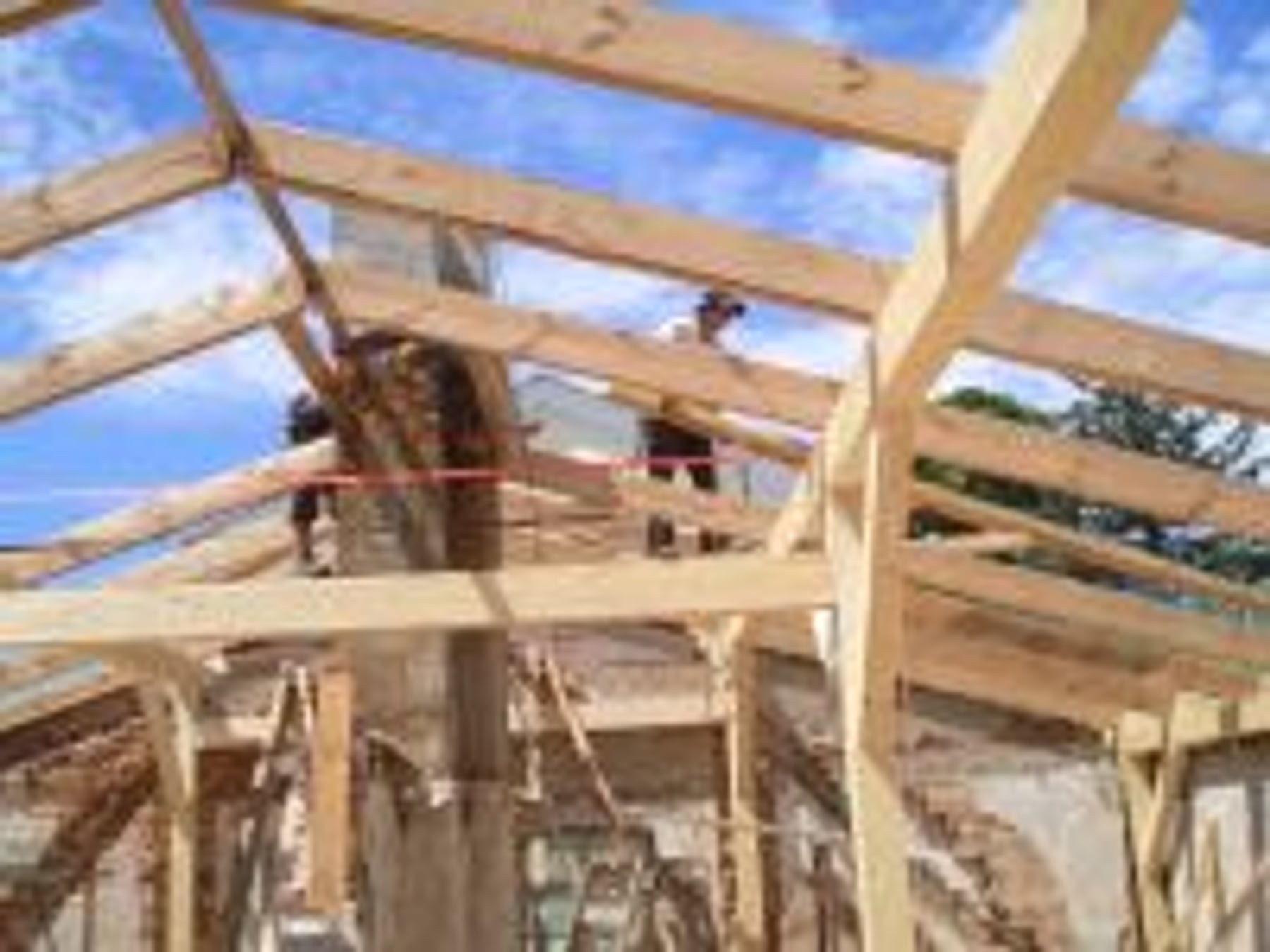 Zimmerei Possin – Handwerksarbeit auf Berliner Baustelle